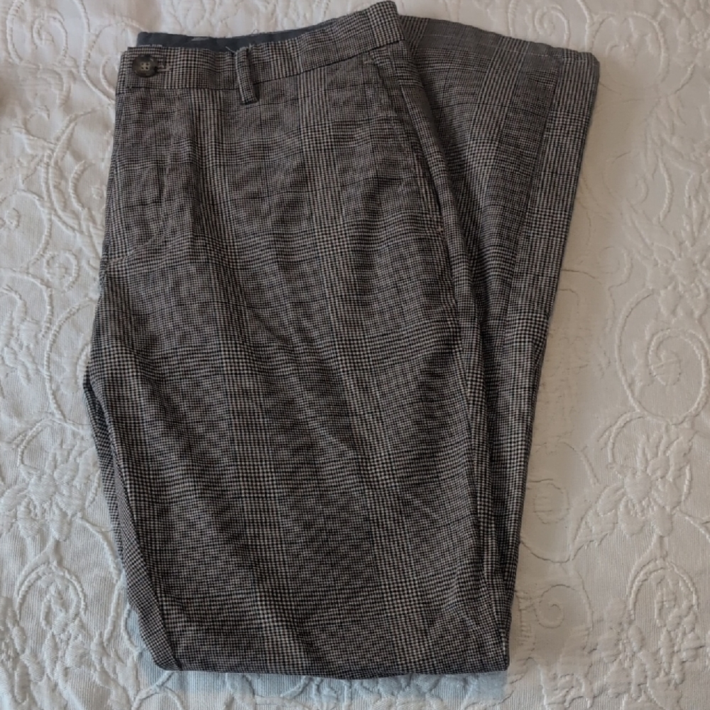 Men's Brown/Navy Checkered Pants 32x32 - Perfect condition, Stretch Fit